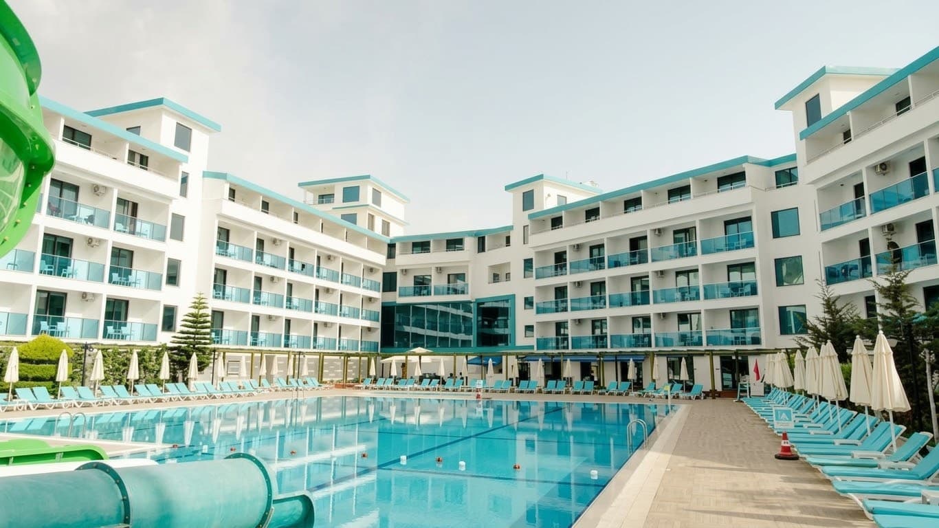 Rizom Beach Otel